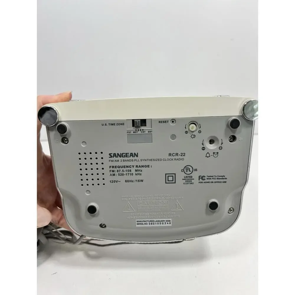 Sangean RCR-22 (AM-FM-AUX) Atomic Clock Radio Digital Tuning 2 Bands